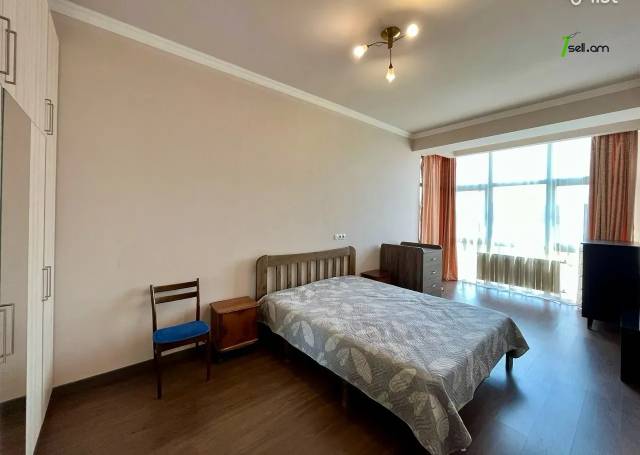 4 սենյականոց բնակարան նորակառույց շենքում Վերին Անտառային փողոցում, 130 քմ, 5/10 հարկ