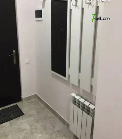 4 սենյականոց բնակարան նորակառույց շենքում Նիկողայոս Ադոնցի փողոցում, 120 ք.մ., 4/8 հարկ