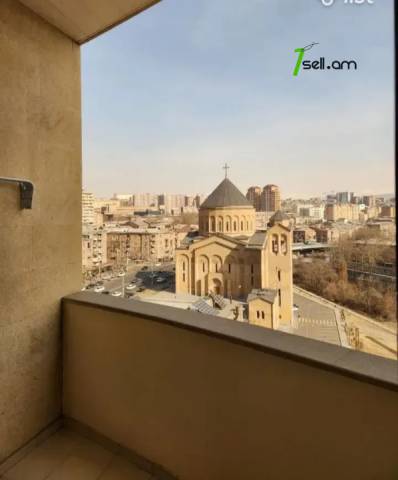 3 սենյականոց բնակարան նորակառույց շենքում Կոմիտասի պողոտայում, 110 ք.մ., բարձր առաստաղներ