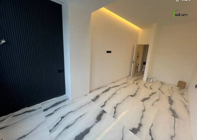 2 սենյականոց բնակարան նորակառույց շենքում Չարենցի փողոցում, 56 քմ, 13/17 հարկ, բարձր առաստաղներ