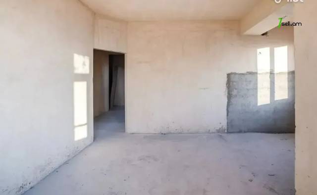 4 սենյականոց բնակարան նորակառույց շենքում Ադոնցի փողոցում, 95 քմ, 2 սանհանգույց, բարձր առաստաղներ