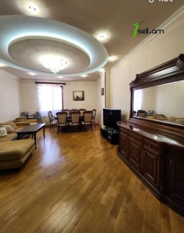 3 սենյականոց բնակարան նորակառույց շենքում Կոմիտասի պողոտայում, 110 ք.մ., բարձր առաստաղներ