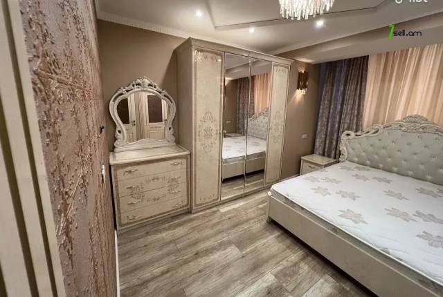 3 սենյականոց բնակարան, Թումանյան թաղամաս, 70 քմ, 5/9 հարկ, կապիտալ վերանորոգված