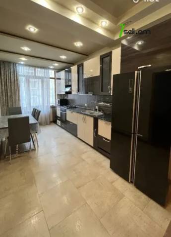 3 սենյականոց բնակարան նորակառույց շենքում Եկմալյան փողոցում, 114 քմ, 3/10 հարկ, 2 սանհանգույց