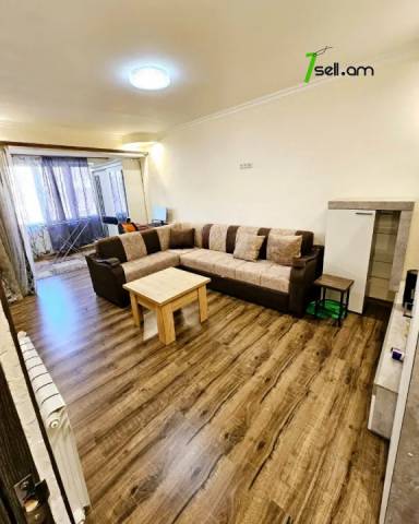 1 սենյականոց բնակարան Արշակունյաց պողոտայում, 42 ք.մ., 3/5 հարկ, կապիտալ վերանորոգված, քարե շենք