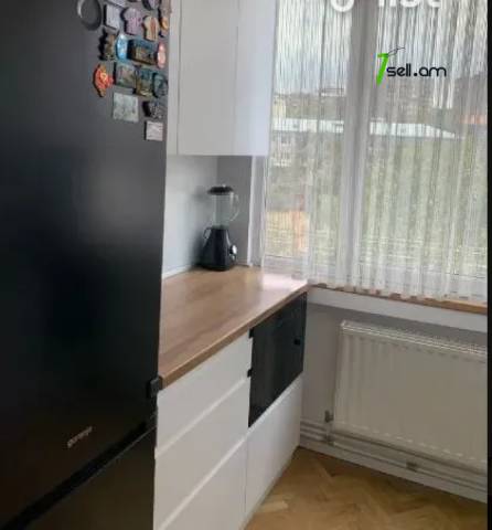 3 սենյականոց բնակարան Գայի պողոտայում, 82 ք.մ., նախավերջին հարկ, կապիտալ վերանորոգված