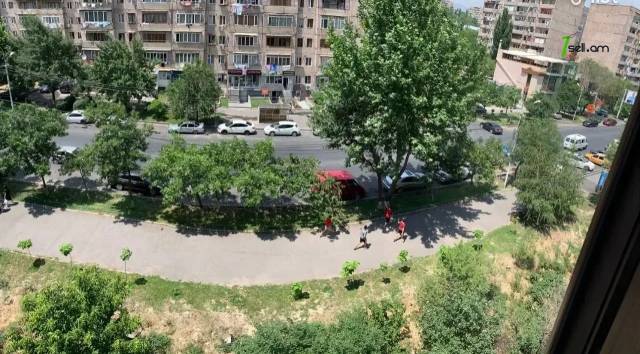 3 սենյականոց բնակարան Տիգրան Պետրոսյանի փողոցում, 76 քմ, 6/9 հարկ, կոսմետիկ վերանորոգում