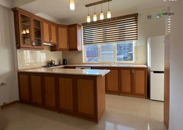 3 սենյականոց բնակարան նորակառույց շենքում Հրաչյա Թամրազյան փողոցում, 75 քմ, 2 սանհանգույց