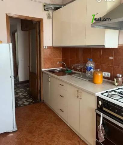 3 սենյականոց բնակարան, Հարավ Արևմտյան Բ2 թաղամաս, 87 ք.մ., 12/14 հարկ, մի քանի պատշգամբ