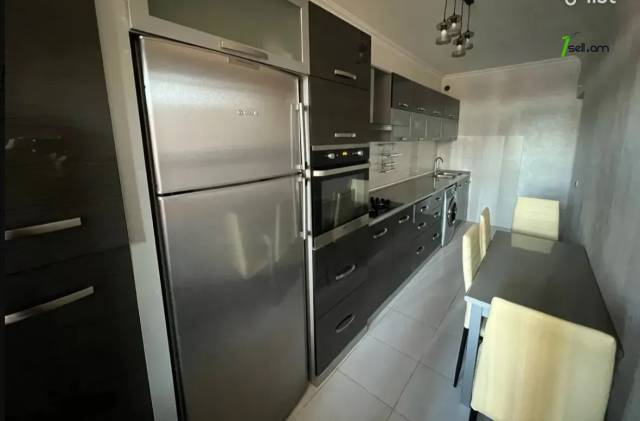 2 սենյականոց բնակարան Արշակունյաց պողոտայում, 80 ք.մ., 5/7 հարկ, բարձր առաստաղներ