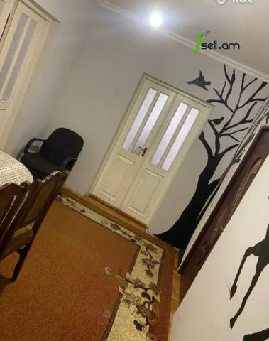 Մեկ հարկանի քարե տուն Աղասի Խանջյանի փողոցում Հրազդանում, 113 ք.մ., մեծ հողամաս