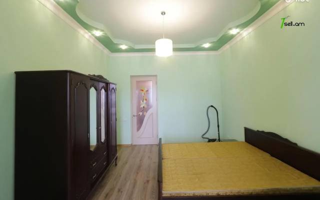 3 սենյականոց բնակարան Կոմիտասի պողոտայում, 83 քմ, բարձր առաստաղներ, մի քանի պատշգամբ