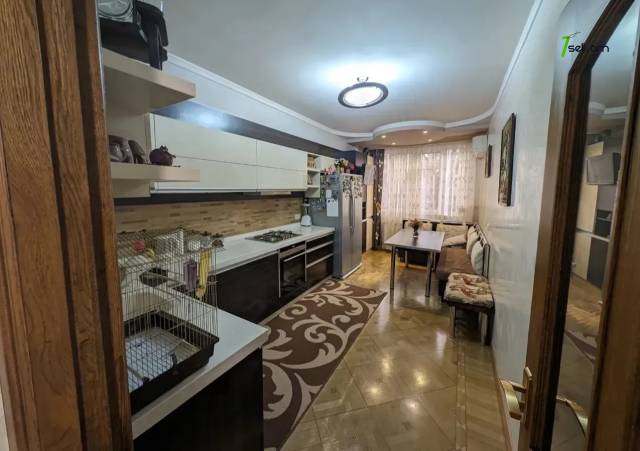 4 սենյականոց բնակարան Պուշկինի փողոցում, 110 քմ, 3/9 հարկ, 2 սանհանգույց, կապիտալ վերանորոգված