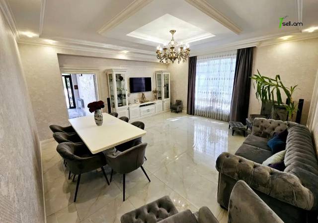 Երեք հարկանի տուն, Թումանյան թաղամաս Ավանում, 630 ք.մ., 3+ սանհանգույց, կապիտալ վերանորոգված