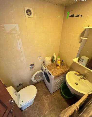 3 սենյականոց բնակարան նորակառույց շենքում Վերին Անտառային փողոցում, 120 ք.մ., 2 սանհանգույց