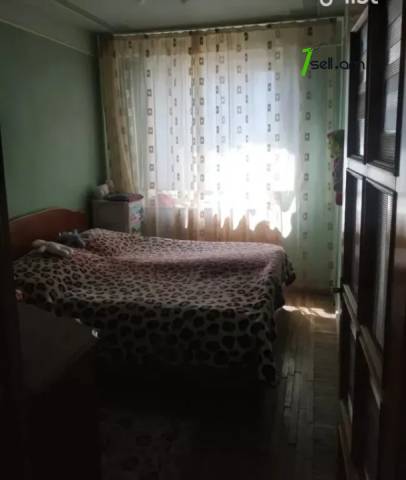 3 սենյականոց բնակարան Գյուլիքևխյան փողոցում, 80 ք.մ., քարե շենք