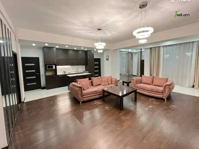 4 սենյականոց բնակարան նորակառույց շենքում Ռիգայի փողոցում, 136 ք.մ., 2 սանհանգույց, բարձր առաստաղներ