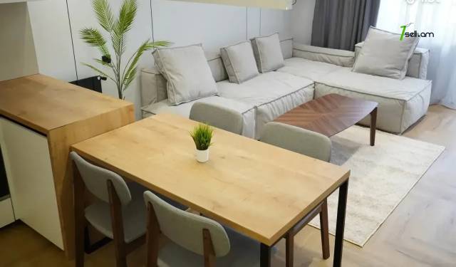 3 սենյականոց բնակարան նորակառույց շենքում Ֆուչիկի փողոցում, 65 քմ, նախավերջին հարկ, 2 սանհանգույց