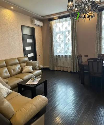 4 սենյականոց բնակարան Փավստոս Բուզանդի փողոցում, 110 ք.մ., նախավերջին հարկ, 2 սանհանգույց