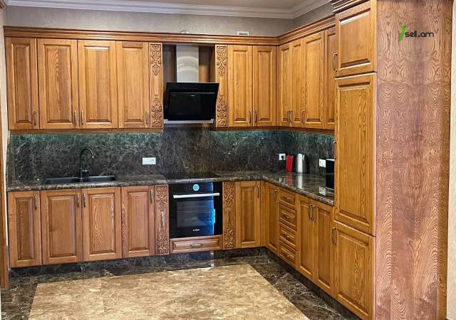 3 սենյականոց բնակարան նորակառույց շենքում Փավստոս Բուզանդի փողոցում, 105 ք.մ., բարձր առաստաղներ