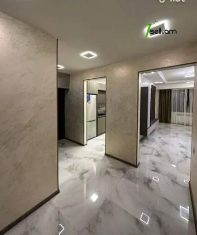 3 սենյականոց բնակարան Վաղարշ Վաղարշյան փողոցում, 80 քմ, 2/5 հարկ, մի քանի պատշգամբ