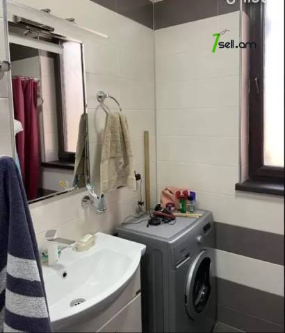 3 սենյականոց բնակարան, Ավանեսովի փակուղի, 93 ք.մ., 2 սանհանգույց, դիզայներական ոճով վերանորոգված