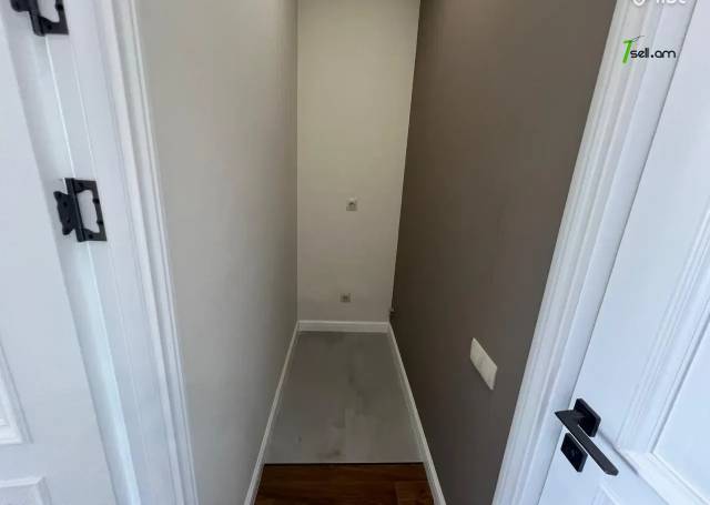 2 սենյականոց բնակարան նորակառույց շենքում Վերին Անտառային փողոցում, 62 քմ, նախավերջին հարկ