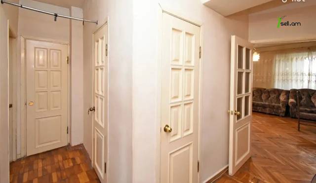 4 սենյականոց բնակարան Ավետիս Ահարոնյան փողոցում, 100 քմ, կոսմետիկ վերանորոգում, քարե շենք