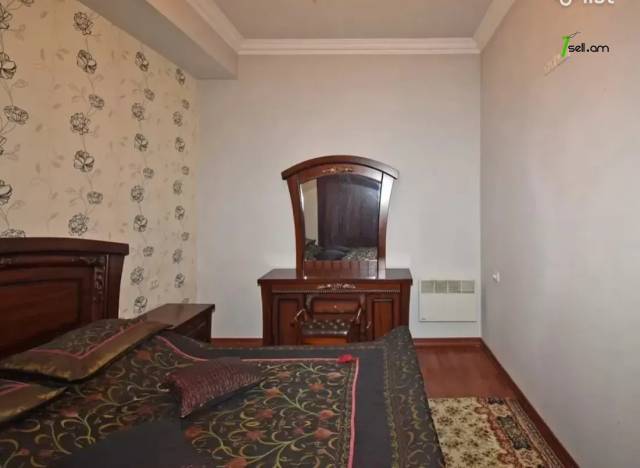 3 սենյականոց բնակարան նորակառույց շենքում Գյուլբենկյան փողոցում, 85 ք.մ., բարձր առաստաղներ