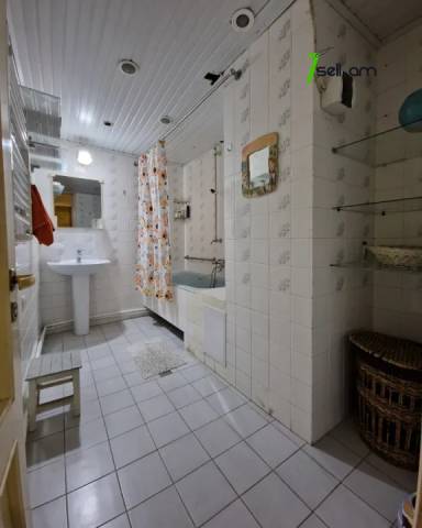 3 սենյականոց բնակարան Թումանյան փողոցում, 100 քմ, 7/9 հարկ, կապիտալ վերանորոգված