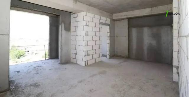4 սենյականոց բնակարան նորակառույց շենքում Ղափանցյան փողոցում, 148 ք.մ., 3+ սանհանգույց