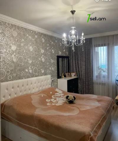 3 սենյականոց բնակարան Կոմիտասի պողոտայում, 95 ք.մ., բարձր առաստաղներ, եվրովերանորոգված, քարե շենք