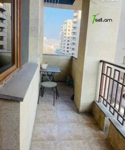 3 սենյականոց բնակարան նորակառույց շենքում Ծարավ աղբյուրի փողոցում, 96 ք.մ., բարձր առաստաղներ