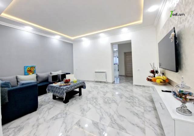 Մեկ հարկանի քարե տուն Ազատամարտիկների փողոցում Էրեբունիում, 380 ք.մ., կապիտալ վերանորոգված