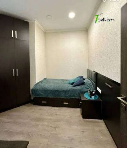 4 սենյականոց բնակարան Կոմիտասի պողոտայում, 88 քմ, նախավերջին հարկ, բարձր առաստաղներ