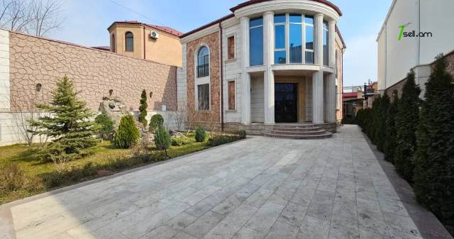 Երկու հարկանի քարե տուն Կուրղինյան փողոցում Մալաթիա Սեբաստիայում, 760 ք.մ., 3+ սանհանգույց