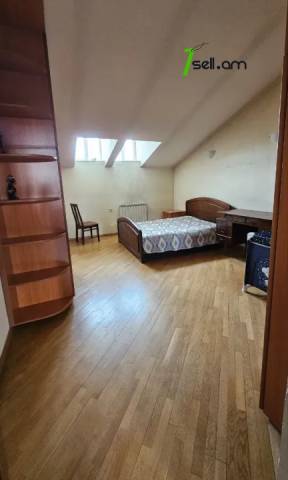 4 սենյականոց բնակարան Բաղրամյան պողոտայում, 130 քմ, նախավերջին հարկ, 2 սանհանգույց