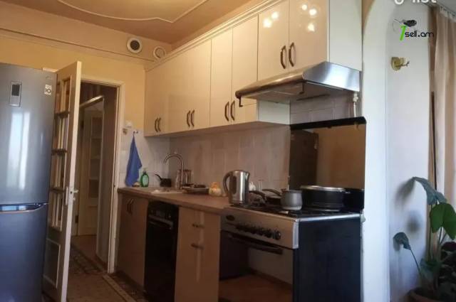 3 սենյականոց բնակարան նորակառույց շենքում, Դուրյան թաղամաս, 83 ք.մ., 8/14 հարկ, բարձր առաստաղներ