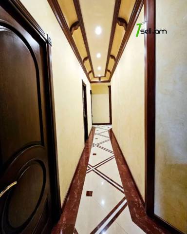 Ընդարձակ 5 սենյականոց բնակարան նորակառույց շենքում, Buzand St, 260 ք.մ., 3+ սանհանգույց