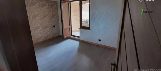 Երկու հարկանի տուն, Շիրակի 4-րդ նրբանցք Շենգավիթում, 160 ք.մ., 2 սանհանգույց, եվրովերանորոգված