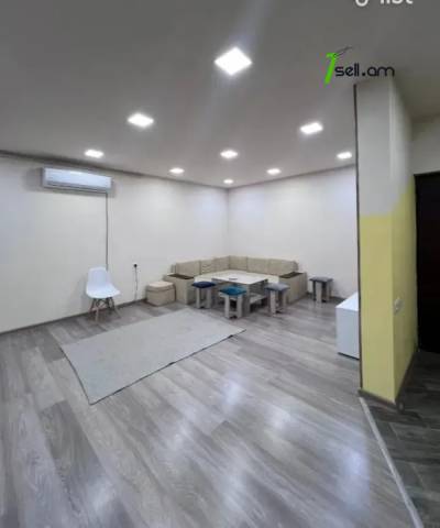 3 սենյականոց բնակարան նորակառույց շենքում, Նորաշեն թաղամաս, 89 ք.մ., 8/12 հարկ, բարձր առաստաղներ