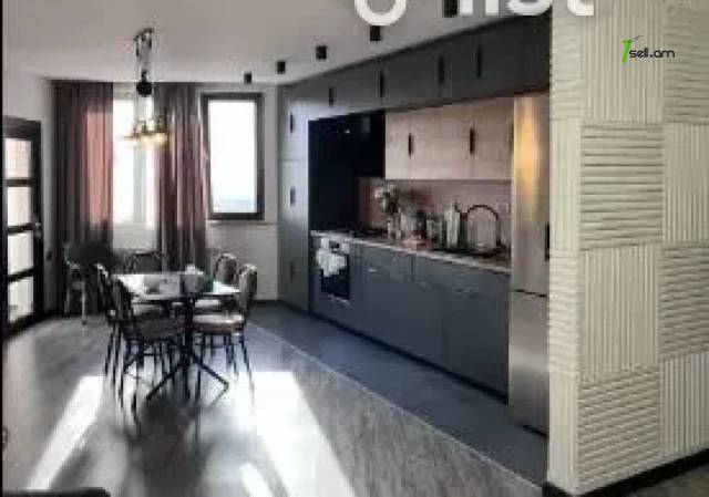 3 սենյականոց բնակարան Երվանդ Քոչարի փողոցում, 81 ք.մ., դիզայներական ոճով վերանորոգված