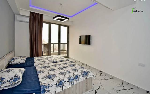 4 սենյականոց բնակարան նորակառույց շենքում, Paronyan St, 135 ք.մ., 2 սանհանգույց, բարձր առաստաղներ