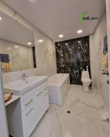 Երկու հարկանի քարե տուն Ռոմանոս Մելիքյանի փողոցում Մալաթիա Սեբաստիայում, 250 քմ, 2 սանհանգույց