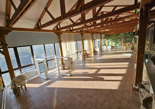 Բազմաֆունկցիոնալ գույք Կիևյան փողոցում Արաբկիրում, 475 ք.մ.