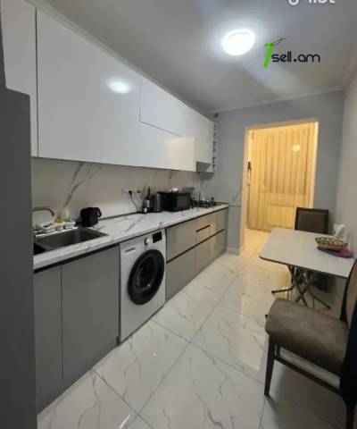 2 սենյականոց բնակարան Ռոստովյան փողոցում, 60 ք.մ., 2/9 հարկ, կապիտալ վերանորոգված