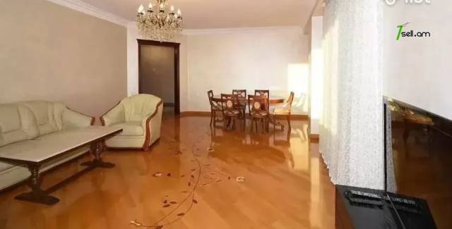 4 սենյականոց բնակարան նորակառույց շենքում Արամի փողոցում, 121 ք.մ., 2 սանհանգույց, բարձր առաստաղներ