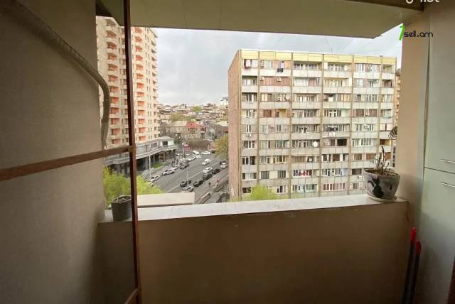 3 սենյականոց բնակարան Սարյան փողոցում, 92 ք.մ., 8/11 հարկ, եվրովերանորոգված