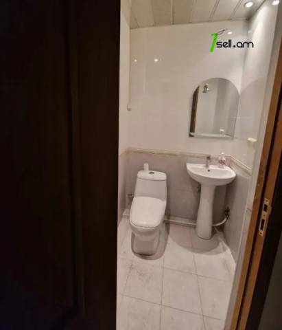 5 սենյականոց բնակարան նորակառույց շենքում Մարշալ Բաղրամյան պողոտայում, 150 քմ, 12/17 հարկ