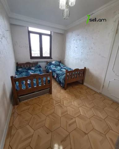 3 սենյականոց բնակարան Տիգրան Մեծի պողոտայում, 83 ք.մ., 7/12 հարկ, եվրովերանորոգված